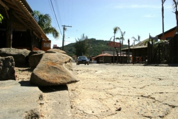 Un jurado popular determinará si tres correntinos asesinaron a un joven en una playa de Brasil