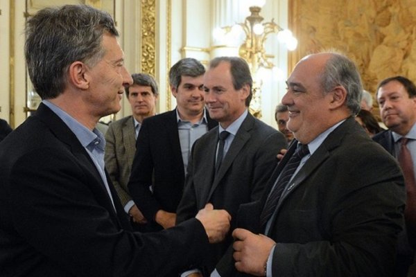 El gobernador Colombi fue invitado a participar de la visita que hará Macri a la capital paraguaya