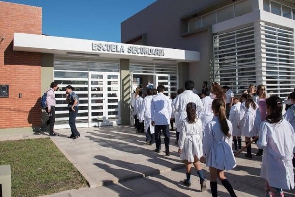 Sólo el 2 % de docentes correntinos siguió adherido al paro nacional