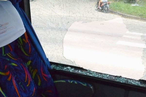 Corrientes: Motochorros robaron en un colectivo de larga distancia