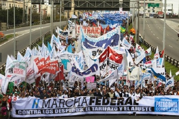 Docentes de todo el país iniciarán la Marcha Federal, que culminará el miércoles en Plaza de Mayo