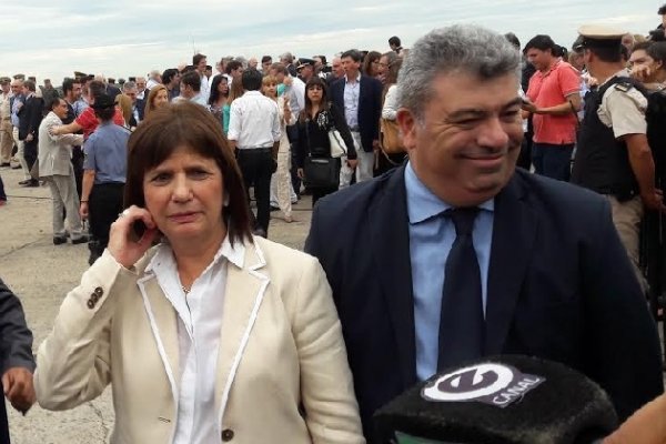 Bullrich anunció la creación de una Prefectura regional en Corrientes