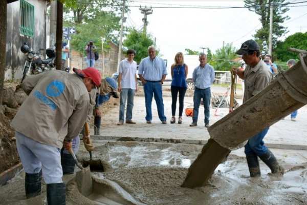 Calle Las Heras recibe cargas de la Planta municipal de Hormigón