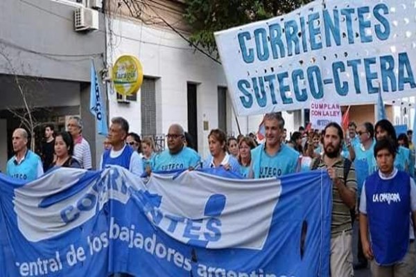 Corrientes: Internismo docente en medio de la ola de protestas  por parte de la CTA y CGT