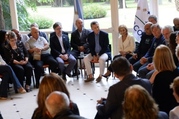 Macri recibió a ex combatientes y familiares de caídos en Malvinas