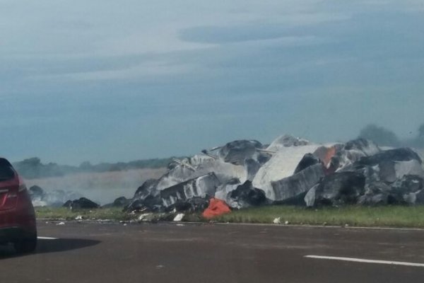 Carga de algodón prendió fuego cerca de San Lorenzo