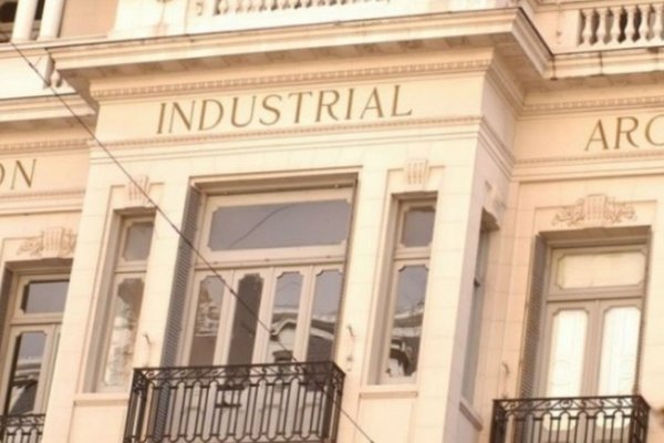 Para la UIA la industria se desplomó un 9% en febrero