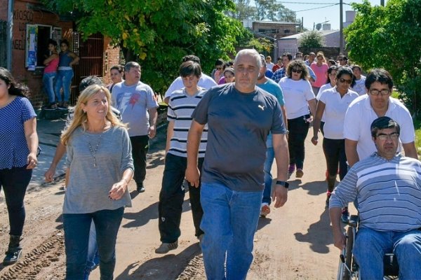 Ríos recibió el agradecimiento de vecinos por las obras en los barrios San Marcos y Progreso