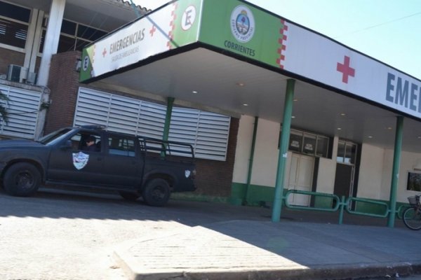 Hallan a un hombre en la vía pública con un fuerte golpe en el cráneo