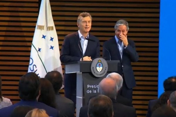 Abuelos porno: El desubicado chiste de Macri en pleno acto