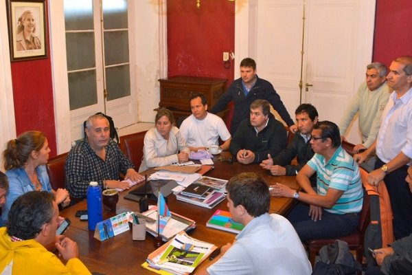 Ríos encabezó reunión del Comité de Crisis y dispuso asistencia a familias afectadas por la lluvia