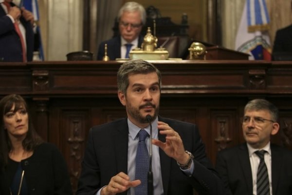 Peña se cruzó con el peronismo en el Senado e insistió con que bajará la inflación