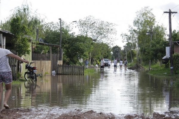 Inundación: Vecinos del Ponce se niegan a dejar sus hogares por temor a los robos