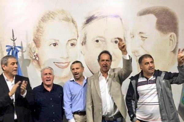 Scioli convocó a organizarse contra el modelo de ajuste