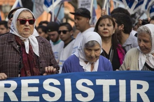 Con acto en Plaza de Mayo, Madres de Línea Fundadora conmemorarán 40 años de lucha