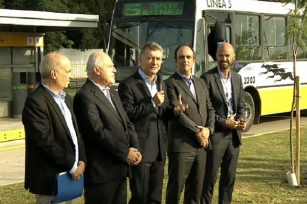 Para Macri, el Metrobus ayuda a combatir las inundaciones