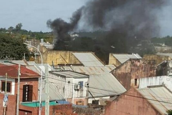 Incendio en una vivienda del barrio Laguna Seca