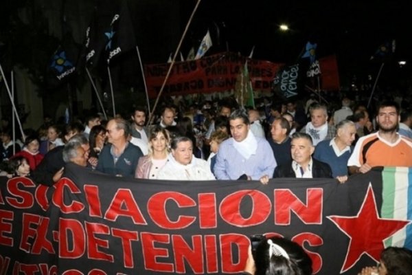 Capitanich participó de la marcha contra el 2x1 a genocidas y dijo que el fallo de la Corte es aberrante