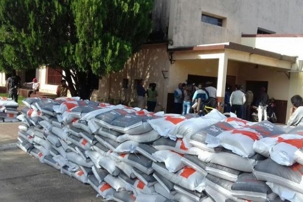 Inundaciones: Berón de Astrada y San Miguel recibieron alimentos para asistir a la Hacienda