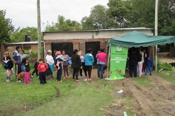 Salud Pública continúa con asistencia en los barrios de Capital