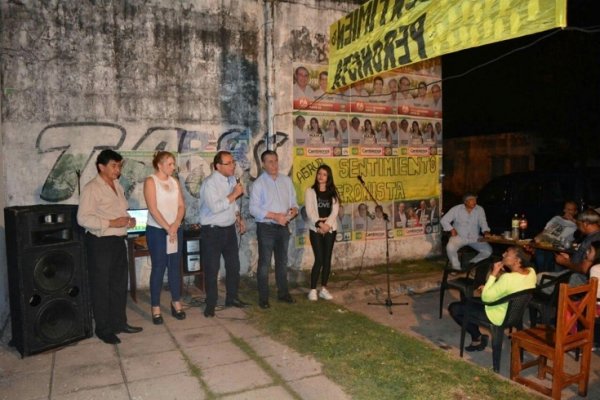 Reunión de Eduardo Tassano con vecinos de cuatro barrios capitalinos