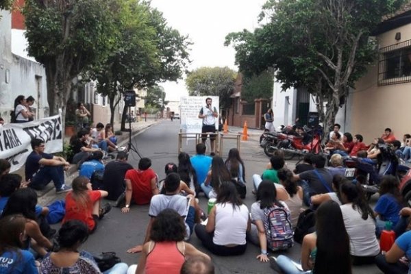 A 48 años del Correntinazo, clase pública y homenaje a Juan José Cabral