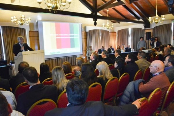 Presentaron un plan de desarrollo urbano para la capital correntina