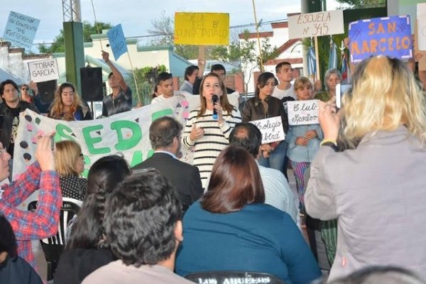 Corrientes: lanzaron oficialmente el programa de educación para 13 mil adultos mayores de 18 años