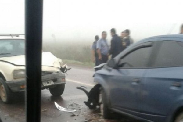 La densa niebla provocó un siniestro vial en Ruta Nacional N° 12