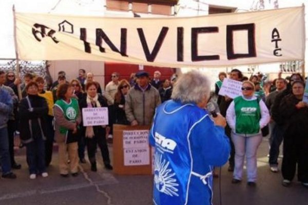 Grave: Empleados denuncian discriminación salarial en INVICO