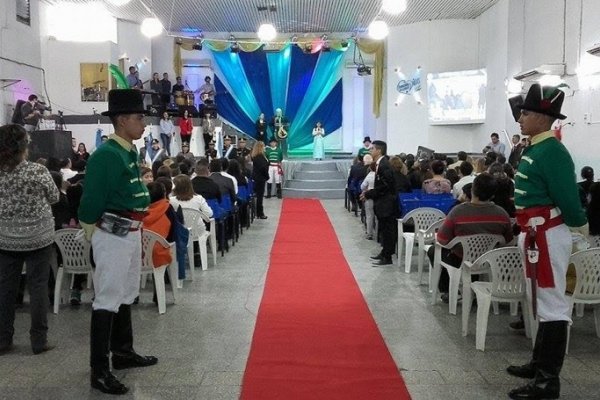 La ministra de Educación participó del Tedeum Evangélico en la Iglesia Jesús Vive