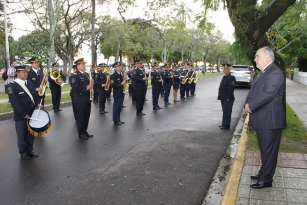 Con el toque de diana al Gobernador Colombi se iniciaron los actos por el día de la Patria