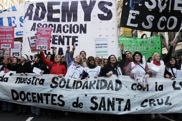 Santa Cruz estará otra semana sin clases