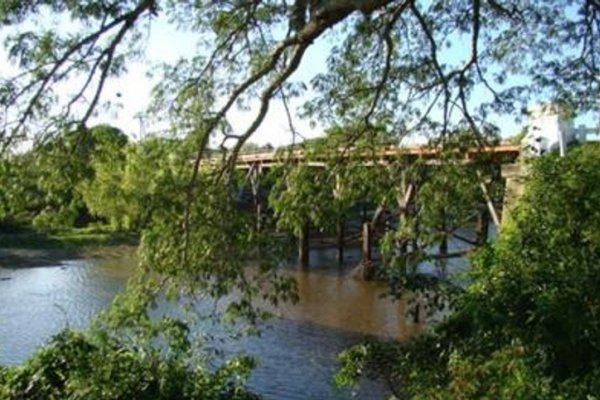 Piden informes sobre la situación de obstrucción del río Riachuelo