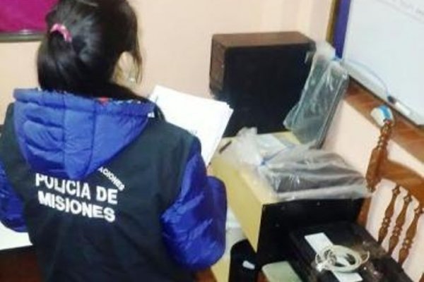 Incautan equipos informáticos por un caso de falsificación de documento público en Ituzaingó