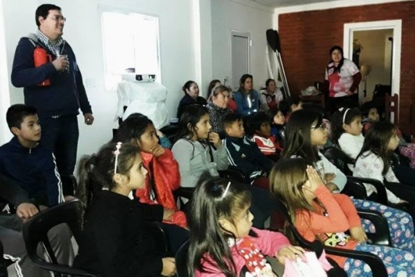 Bella Vista: Parodi lanzó el programa Cine en mi Barrio