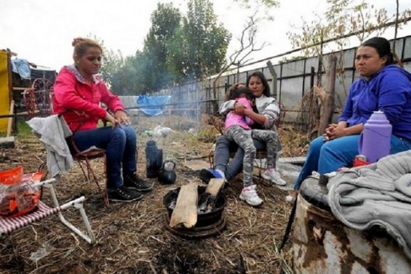 Una familia necesitó más de $ 15.000 para no caer en la pobreza