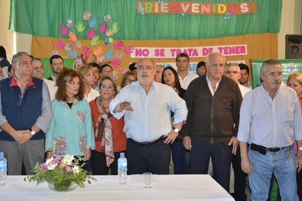 Colombi anunció tres nuevas escuelas en Santa Lucía