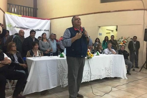 Perucho Cassani instó a los santaluceños a luchar por el cambio