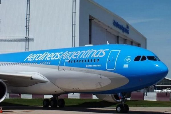 La Federal realiza operativos en Aerolíneas Argentinas y MacAir