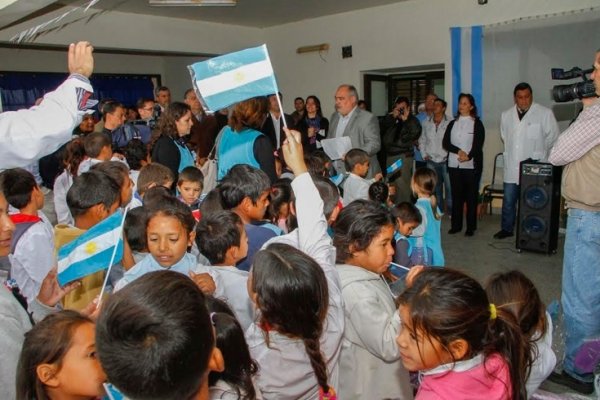 Anunciaron la refacción total de tres escuelas primarias en Goya