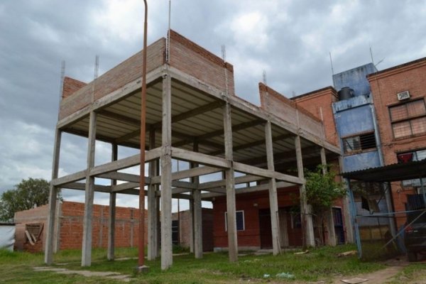 Preocupación de los vecinos por avance de una obra en espacio público