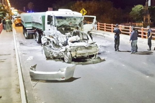 Tragedia en el puente: La Policía de Corrientes hasta ahora no envió informe del robo del auto destrozado