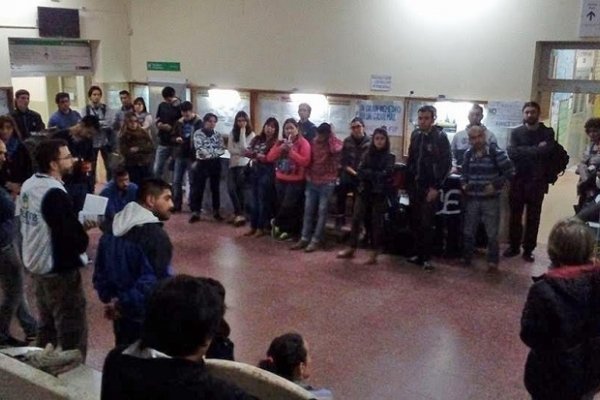 Docentes y estudiantes de la UNNE ratificaron medidas de fuerza