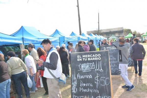 El Mercado en Tu Barrio fue un verdadero éxito en el Laguna Seca