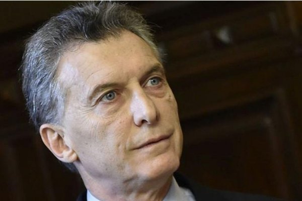 Macri defendió la privatización de Arsat