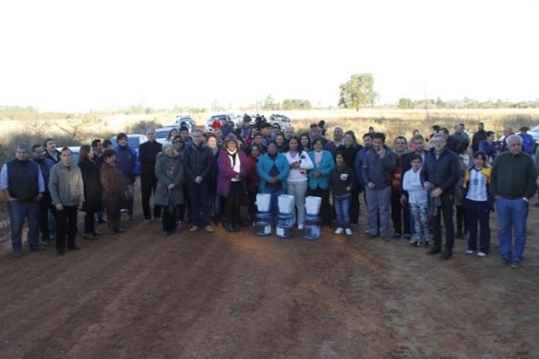 Colombi inauguró ripio en los departamentos Alvear y San Martín