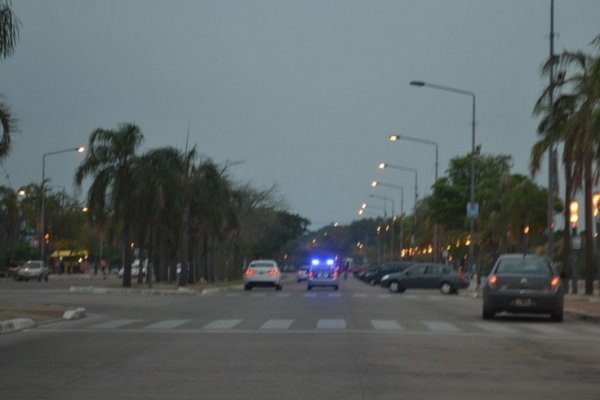 Corrientes: Celebraban el Día del Amigo y terminaron a las piñas en plena Costanera Sur