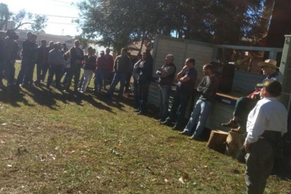 Pequeños productores no descartan realizar un tractorazo