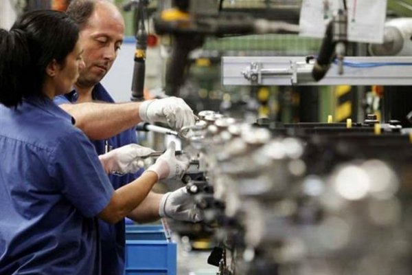 Pymes industriales acumulan 21 meses de caída en la producción